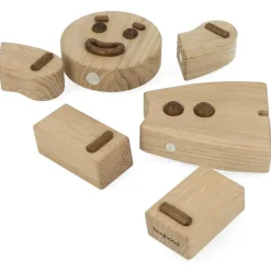 Gingerbread Man Natural Oak