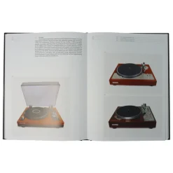 Revolution : The History of Turntable Design